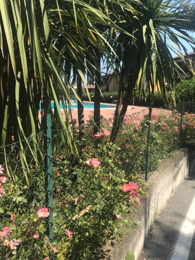 Antonellagardalake Desenzano del Garda Kültér fotó