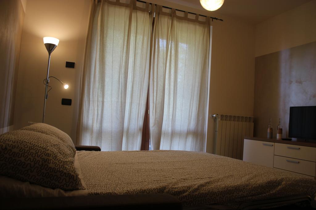 Antonellagardalake Desenzano del Garda Kültér fotó